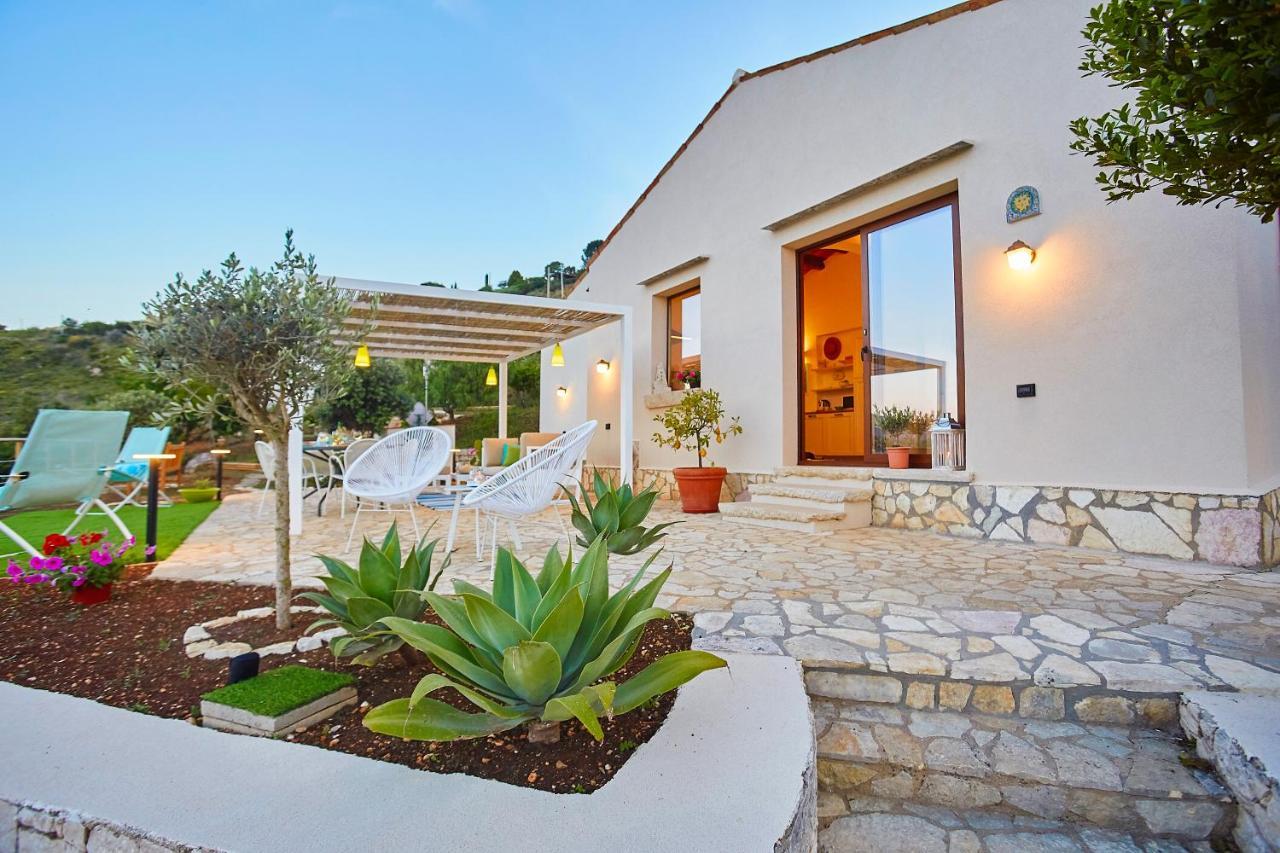 Villa Brezza Marina - Scopello-Villas Scopello  Exteriör bild